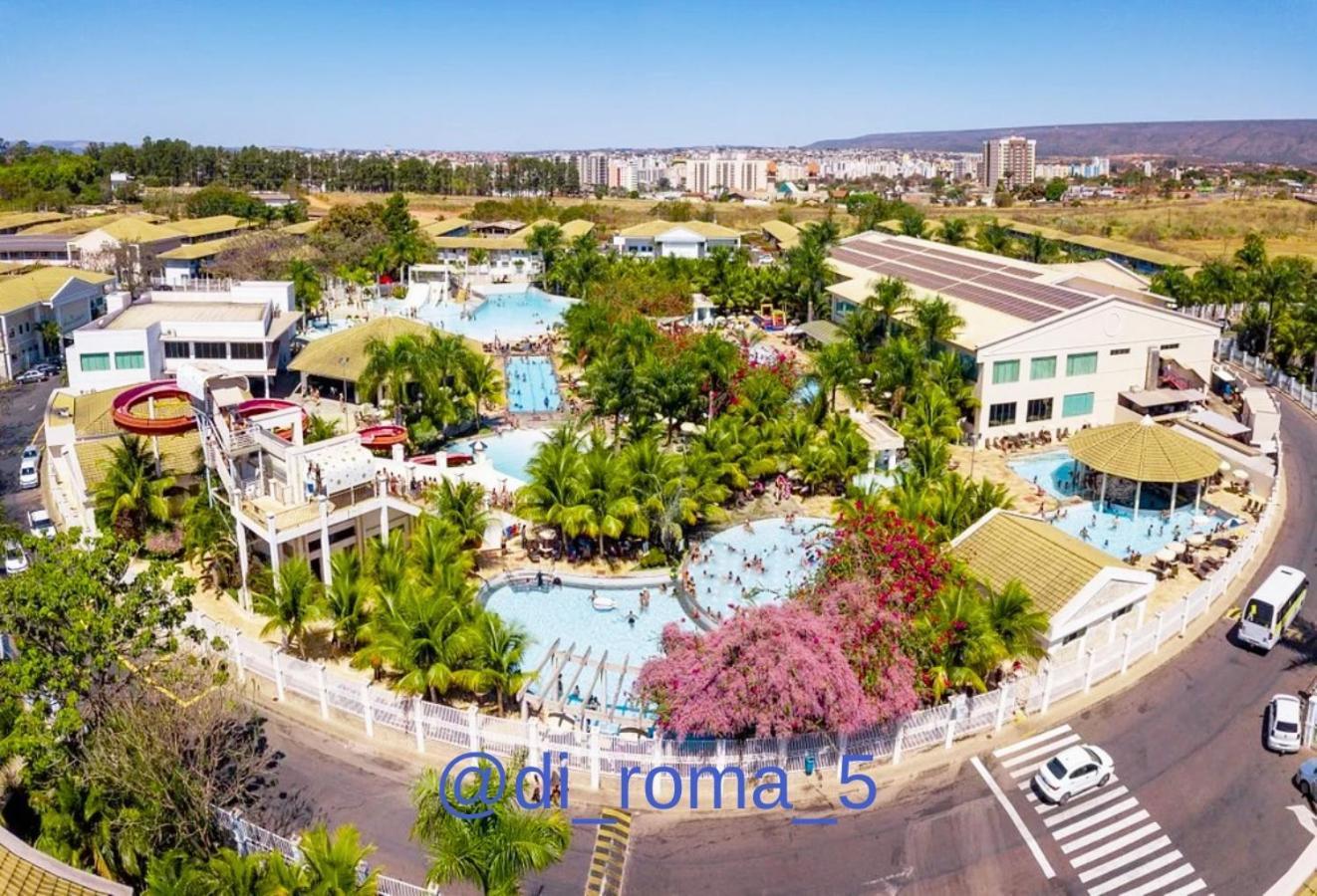 Apto Completo Com Parque Aquatico 24 Horas Lacqua Diroma Калдас-Новас Экстерьер фото